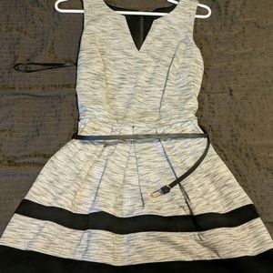 Womens size 5 dress. Worn once. Belt and pockets